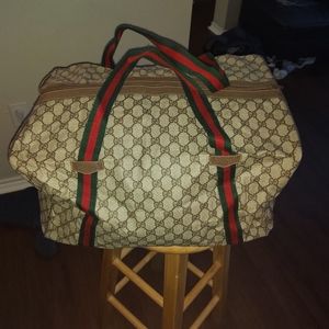 GUCCI DUFFLE BAG